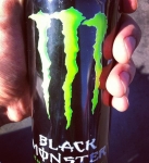 black-monster-energy-drinks-russia-hs